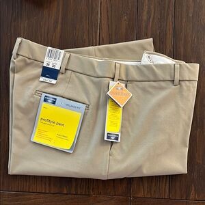 Dockers Men's Tan Pants